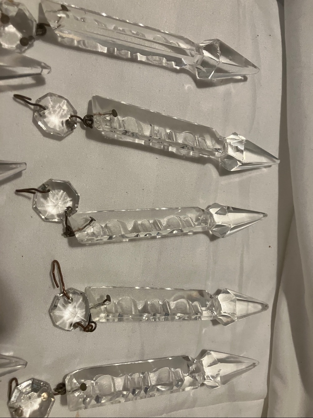 Beautiful. Set of 10. 5” dagger like spike glass crystals from vintage - Picture 8 of 10